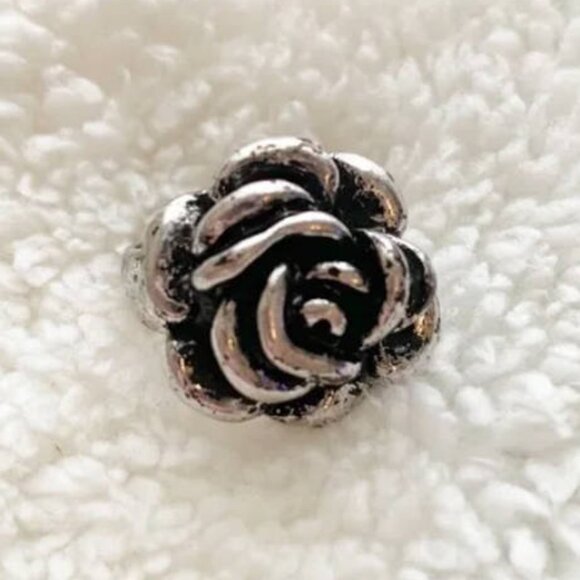 Rustic rose ring🌹 - Picture 1 of 4
